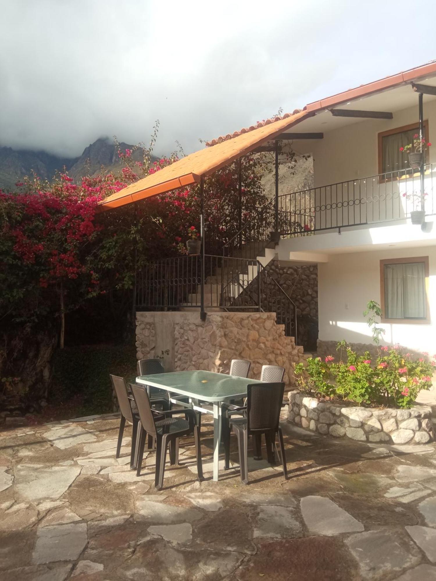 Casa De Mama Valle - Урубамба Экстерьер фото